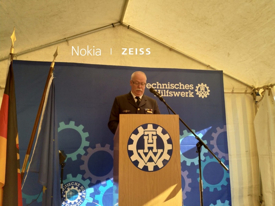 Schlüsselübergabe beim THW Düsseldorf